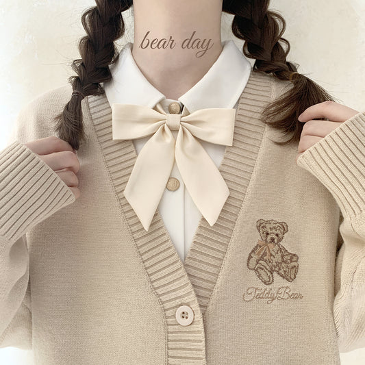 Embroidered Vintage Bear Knit Cardigan A40072