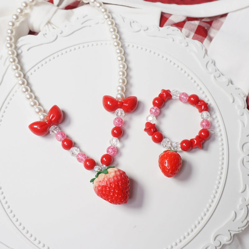 Strawberry pendant necklace A40999