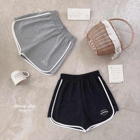 Retro Letter Embroidered Straight Loose Sports Shorts A40614