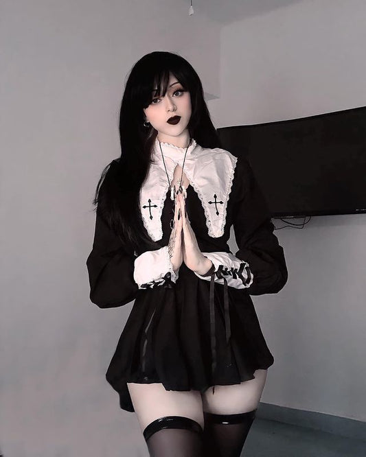 Innocent Maria dark goth dress A20299