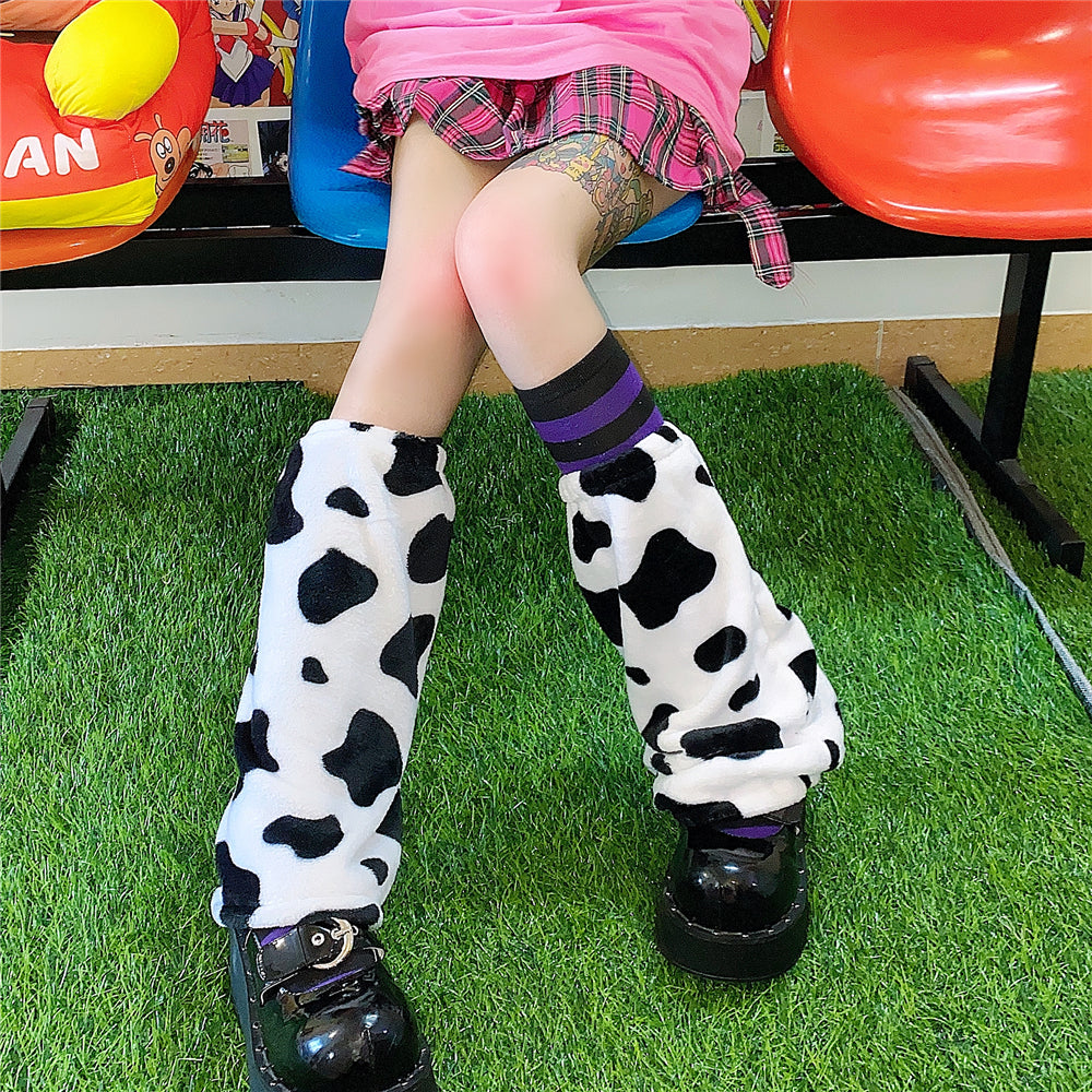 Cow Pattern Plush Socks A40253