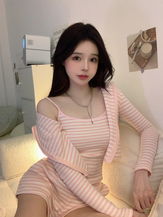 Pink cute striped T-shirt A40501