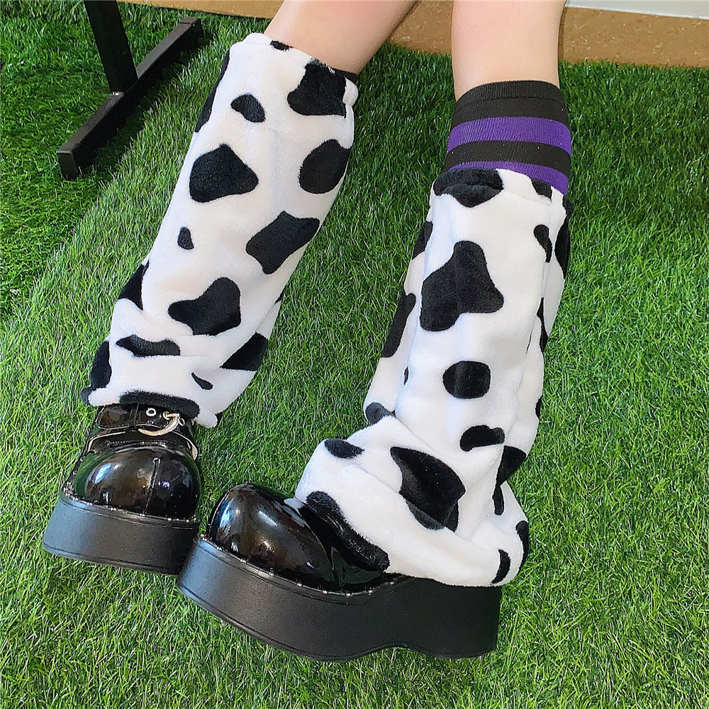 Cow Pattern Plush Socks A40253