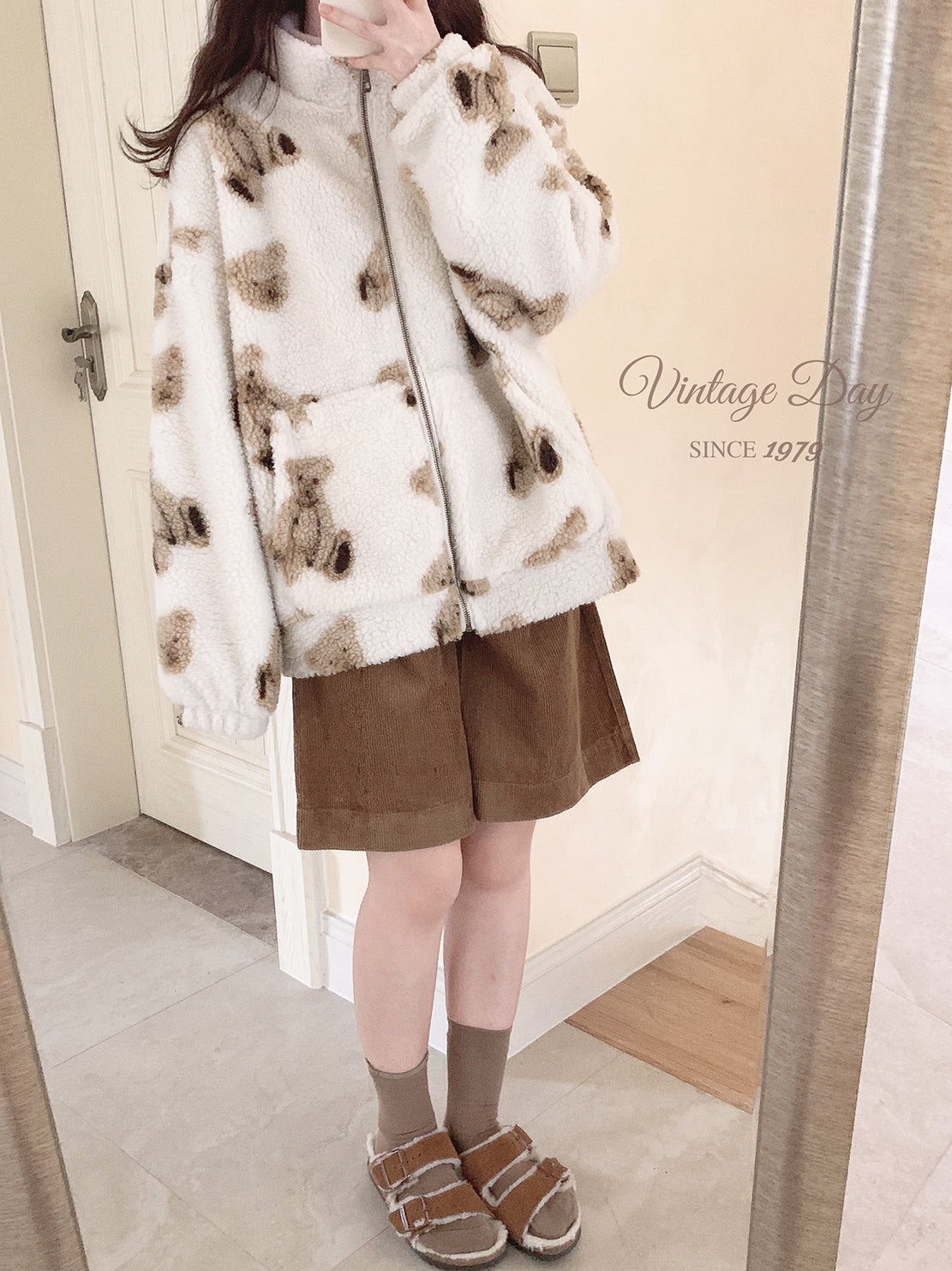 vintage jacquard bear coat A40056