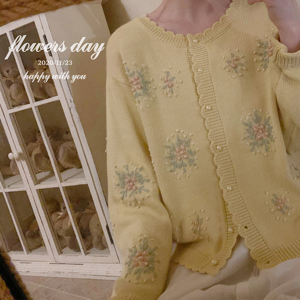 Embroidered Vintage Cute Knit Sweater A40059